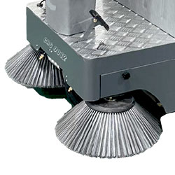 2 Side Brushes as Standard